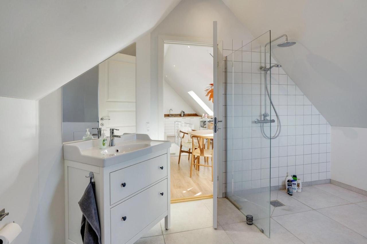 Bath Tub Penthouse In The City Aalborg Exterior photo